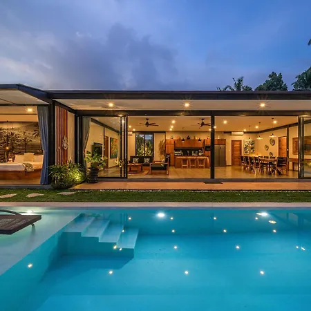 Xanadu - Epic 5Br Villa, Unreal Views & Large Pool!